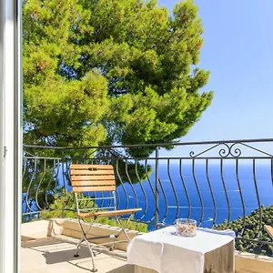 Sea View Between And Monaco - 1 Appartement